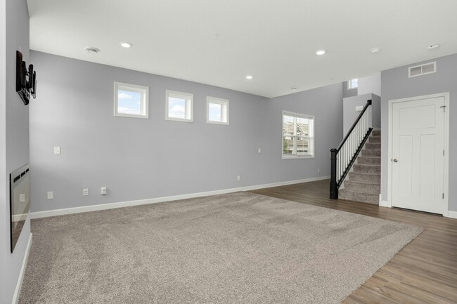 Building Photo - 6447 Inspire Cir S