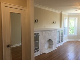 Building Photo - 1436 N Artesian Ave