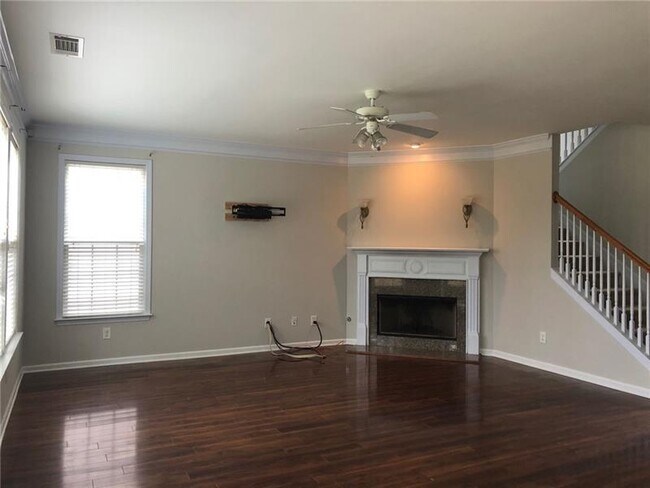 Building Photo - 3347 Drayton Manor Run