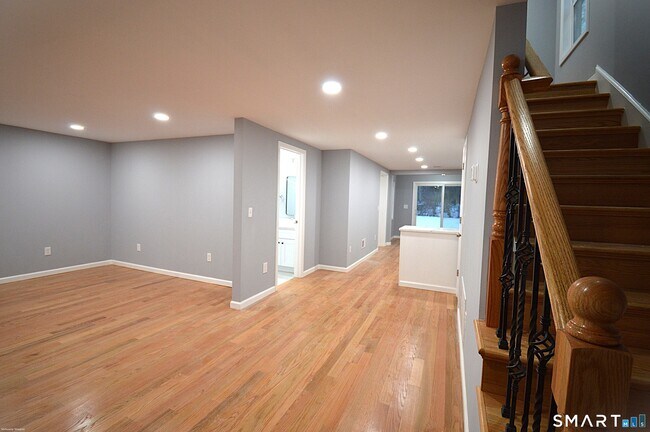 Building Photo - 17 Railroad Ave