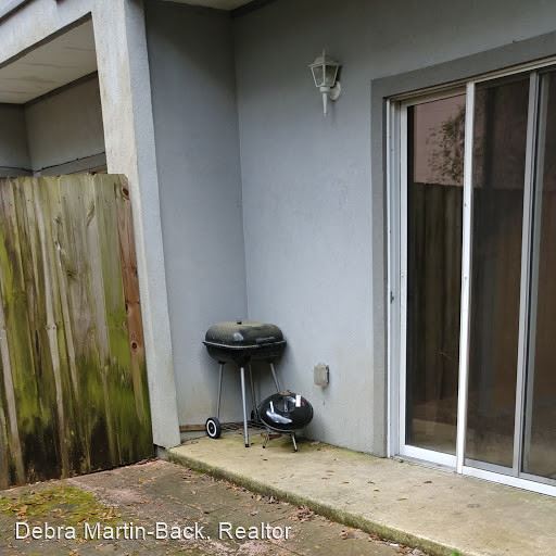 Building Photo - 2 br, 2.5 bath House - 4124 SW 15th Pl