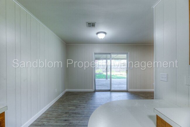 Building Photo - 7510 E 53rd Pl