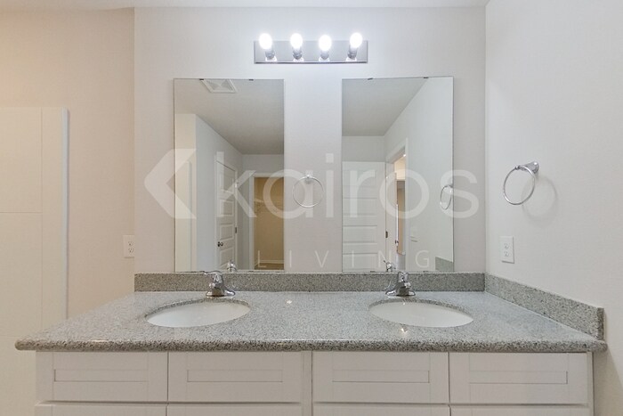 Building Photo - 130 Metalmark Dr