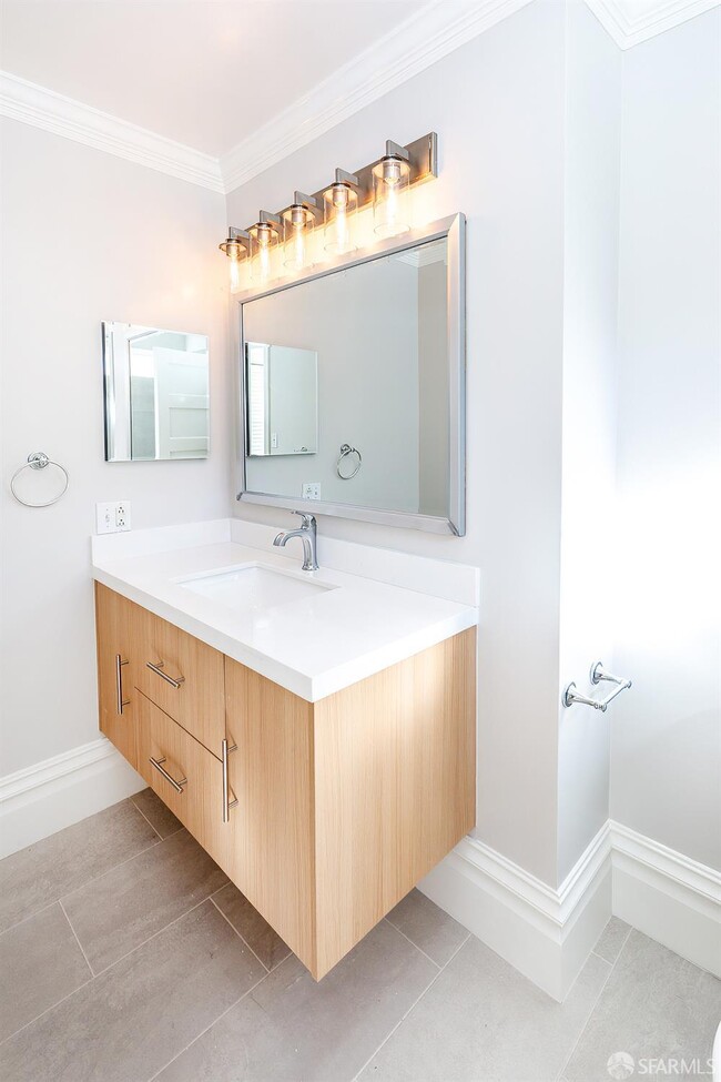 Building Photo - 2759 Union St