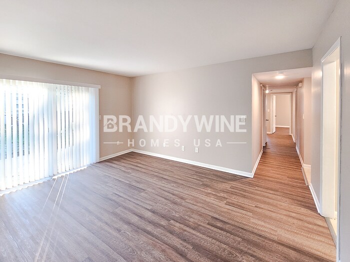 Building Photo - 318 Terrace Dr