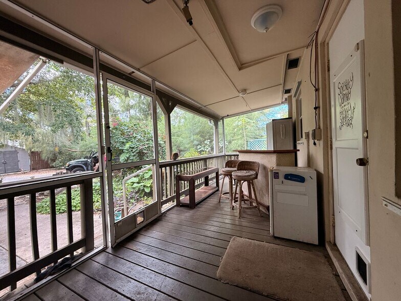 Primary Photo - 620 NE 12th Ave