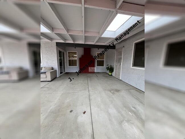 Building Photo - Beautifully Updated 3BR Home in the Heart of Manteca – Move-In Ready!