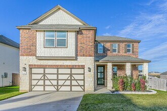 Building Photo - Bright & Beautiful 4 Bedroom two story home!