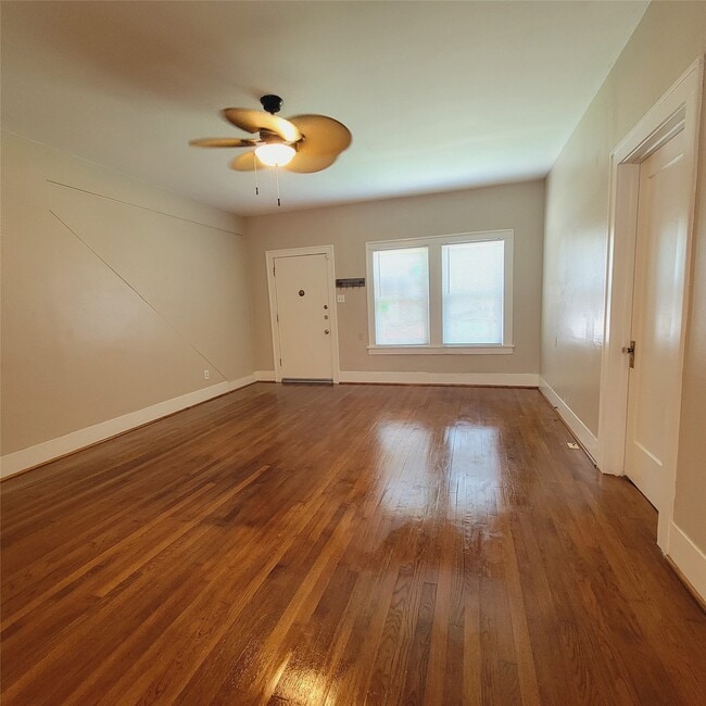 Building Photo - 2408 Huldy St