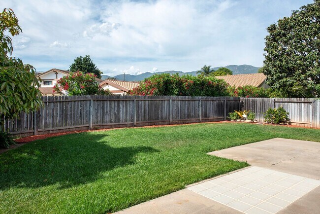 Building Photo - Spacious 4bd/2bth Home Available Now!