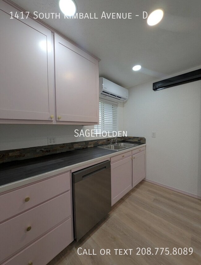 Building Photo - 1417 S Kimball Ave