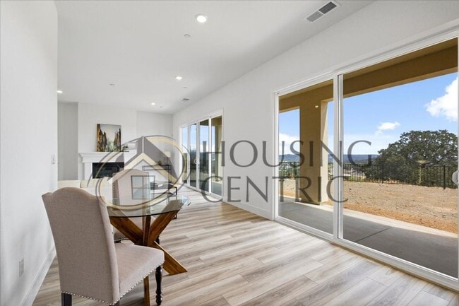 Building Photo - Newly Constructed Rental Home with STUNNIN...