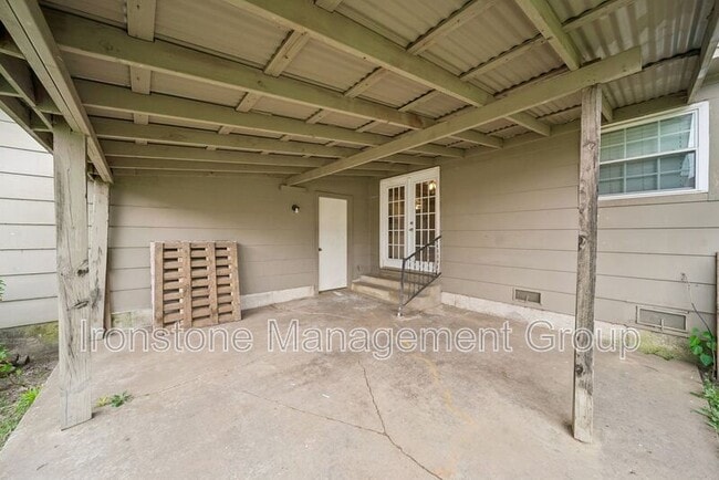 Building Photo - 906 N Atlanta St