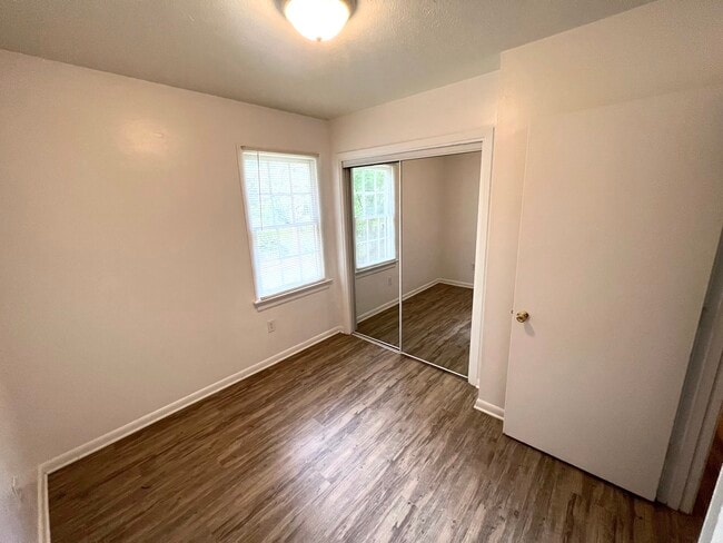 Building Photo - 3405 Westbrook Cir