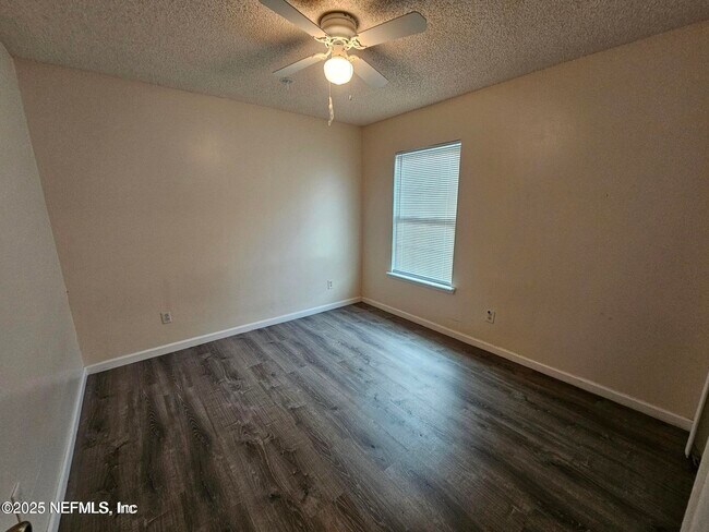 Building Photo - 7823 Mordecai Ct