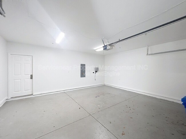 Building Photo - 6066 Gibson Ave