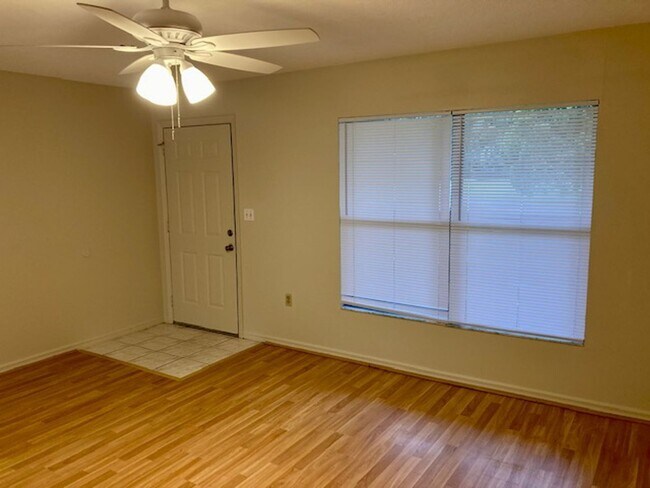 Building Photo - 6170 W Pinedale Cir