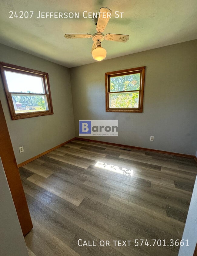 Building Photo - 24207 Jefferson Center St