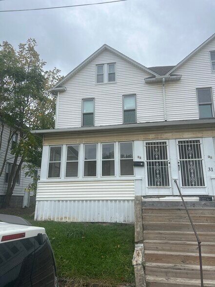 Primary Photo - 33 S McKinley Ave