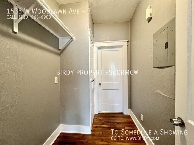 Building Photo - 1535 W Woodlawn Ave