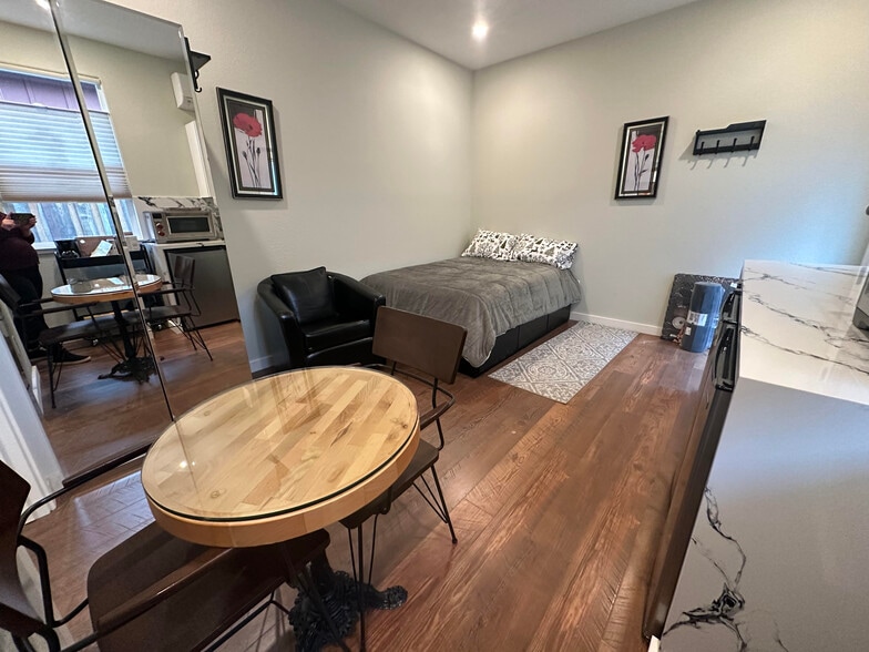 Building Photo - 2534 Napier Ct