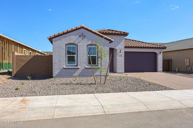 Building Photo - 7682 W Jackrabbit Ln