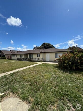 Building Photo - 5805 Alta Vista Ave