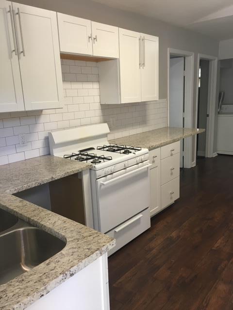 Building Photo - 1405 Bob Harrison St