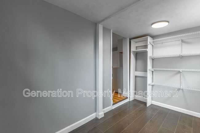 Building Photo - 804 Mcgowan Rd