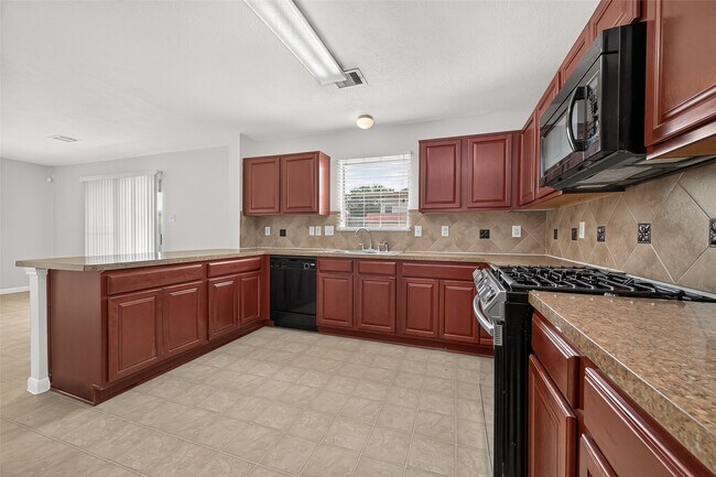 Building Photo - 18403 Tupper Bend Ln