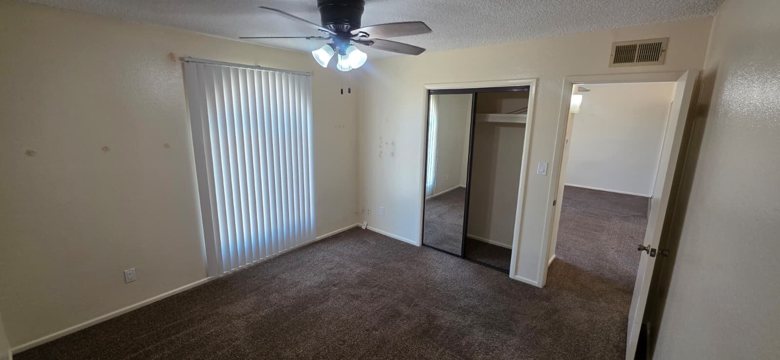 Building Photo - 24 N Mesa Dr
