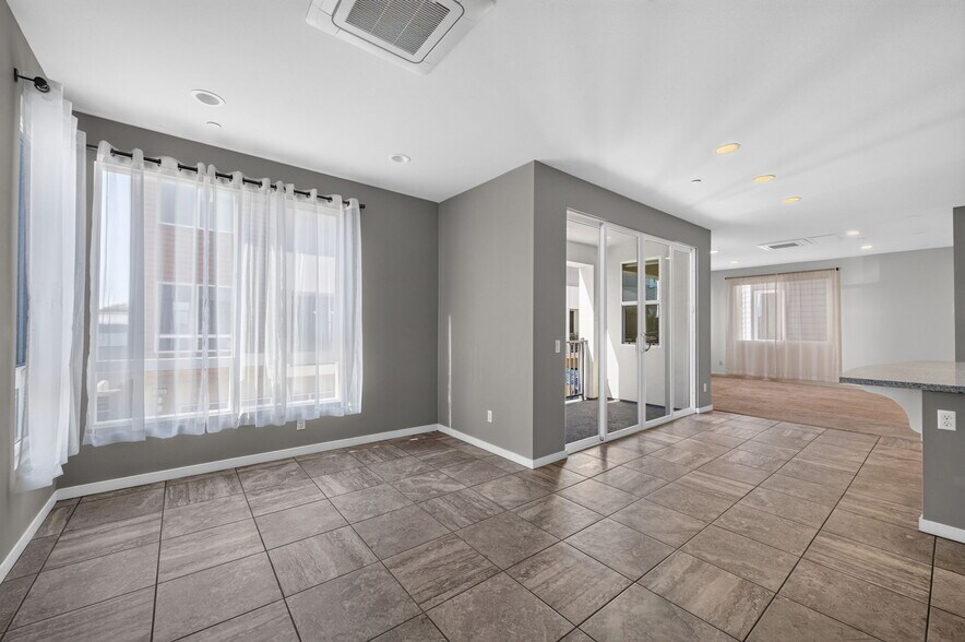 Building Photo - 821 Brickyard Ln