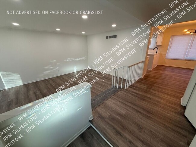 Building Photo - 5681 Skylite Ln