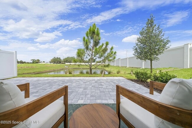 Building Photo - 1330 Windchime Ln