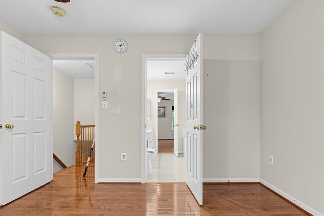 Building Photo - 2420 Dew Meadow Ct