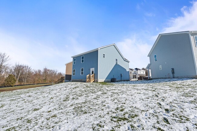 Building Photo - 117 Lambert Fld