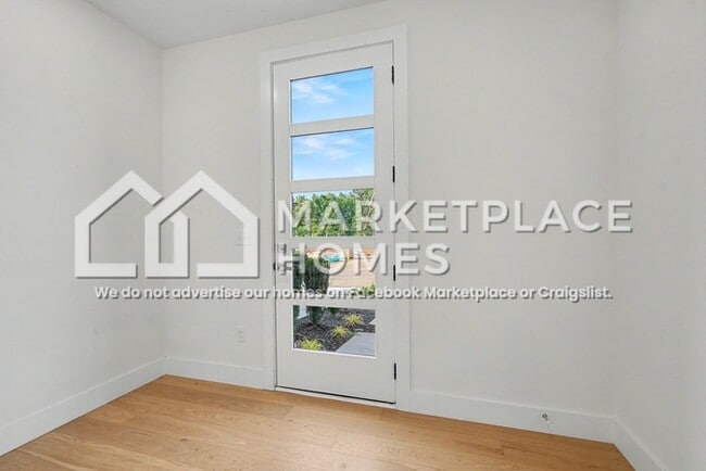Building Photo - 101 Taverly Dr