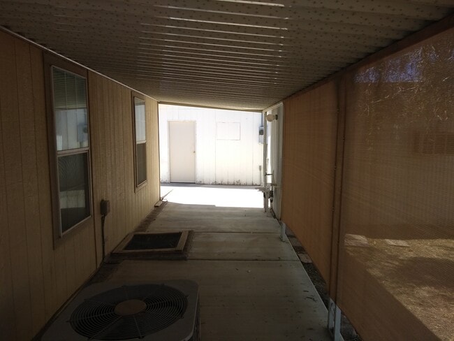Building Photo - Double Wide on a Double Lot w/detached Gar...