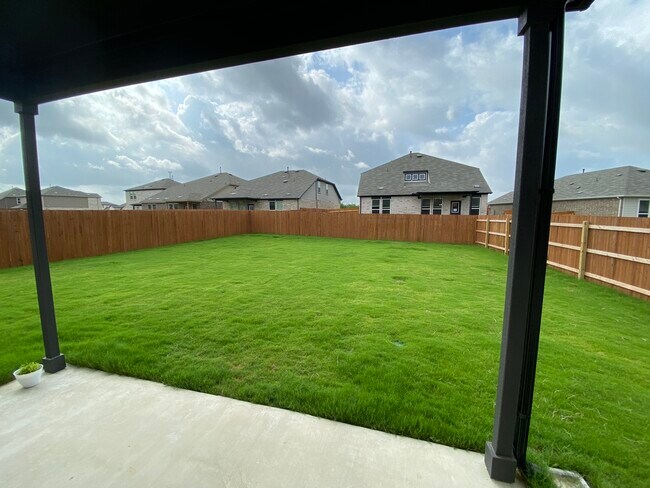 Building Photo - 11808 Paseo de los Lagos Ln