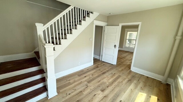 Building Photo - BATES HENDRICKS/GARFIELD PARK - 4 BR BEAUTIFULLY RENOVATED AVAILABLE NOW!