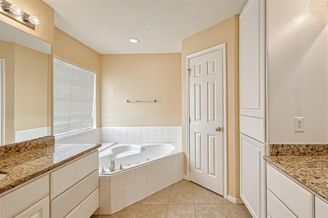 Building Photo - 2710 Grants Lake Blvd