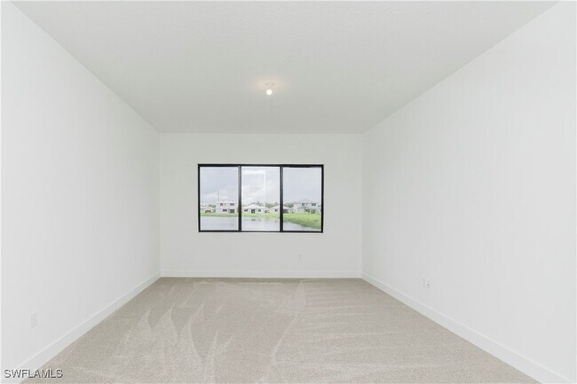 Building Photo - 5114 Panella Ave