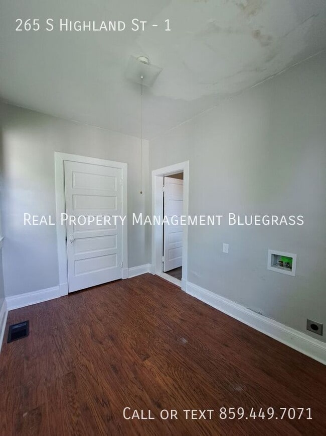 Building Photo - 265 S Highland St
