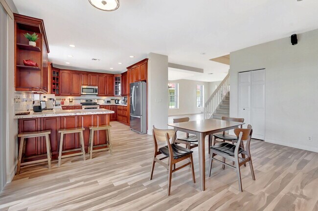 Building Photo - 18248 Coral Isles Dr