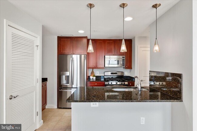 Building Photo - 11990 Market St