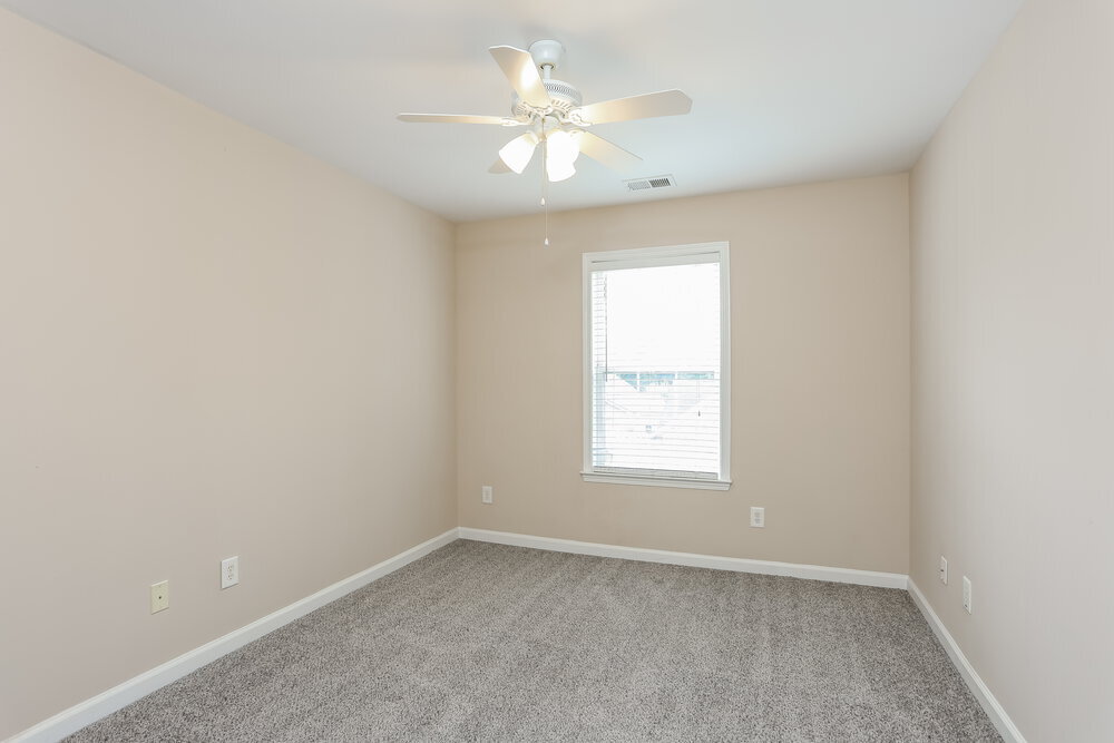 Building Photo - 47 Highland Falls Dr