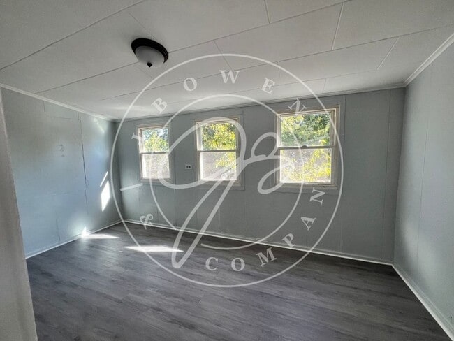 Building Photo - "Charming upper 2 Bedroom duplex, in Swanton – Your Cozy Retreat Awaits