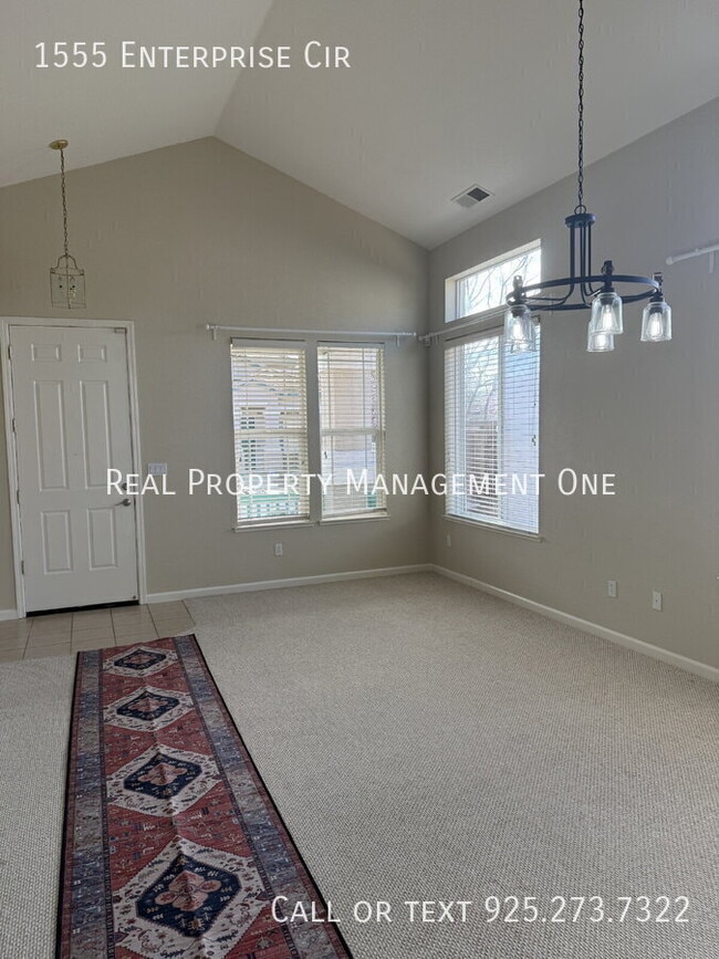 Building Photo - 1555 Enterprise Cir