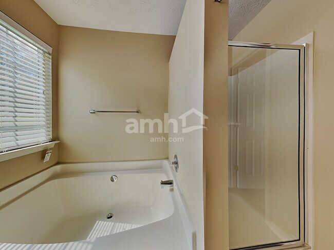 Building Photo - 448 Ash Trace Ln