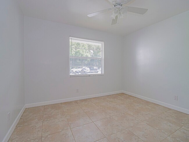 Building Photo - 600 Royal Palm Blvd